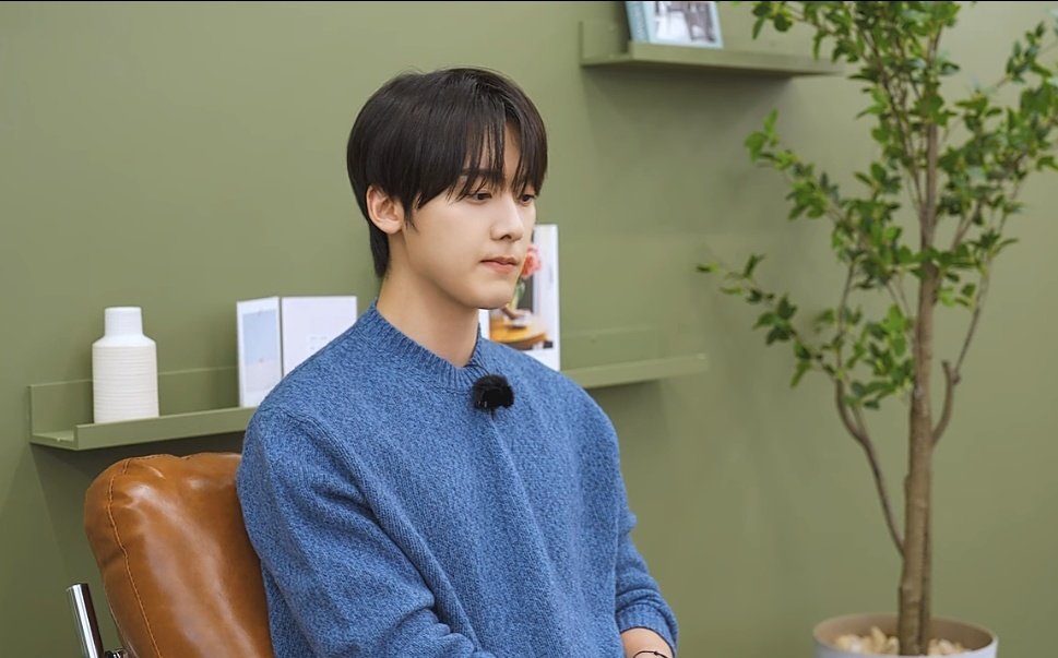 sanha: i think we're all the same, i'm sure you all miss him too very much. we should live a great nice life

.... and that's me breaking down 😭😭😭