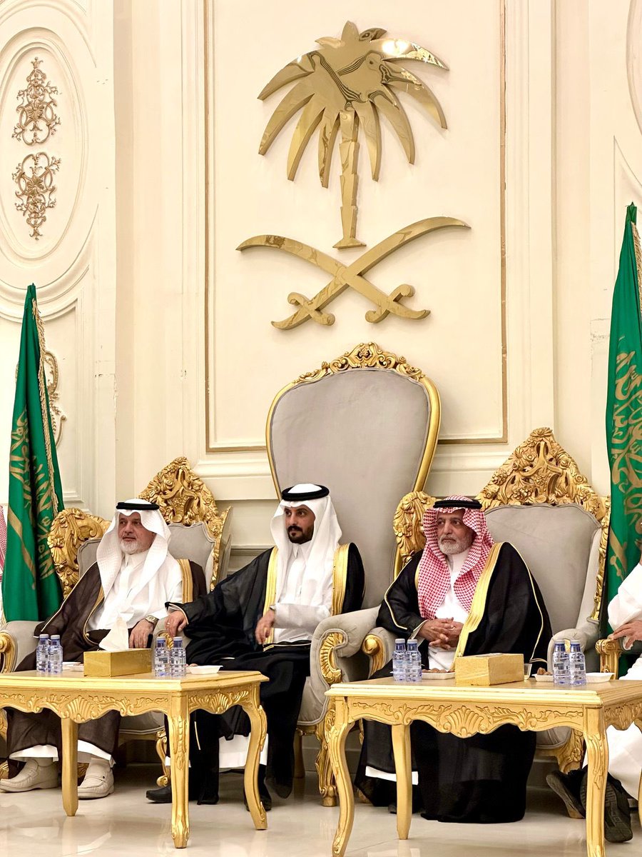almalwi5's tweet photo. نبارك للاخ عطيه بن حسن ال معلوي عقد قران ابنه انس يوم الجمعه الموافق 18/ 04/ 2025 ونتمنى له التوفيق وقريباً نفرح بزواجه https://t.co/hKKl7LO7xn