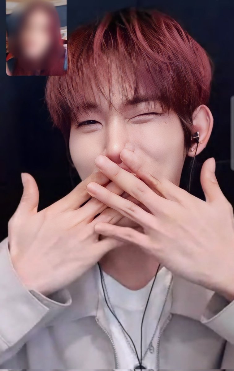 Softwon___'s tweet image. Finally able to talk with my ult omg 🥹
#SEOWON #서원 #ソウォン
#NINEi #나인아이 #ナインアイ