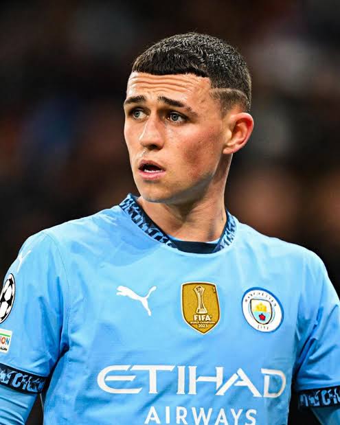 FPL_Atoms's tweet image. My main dilemmas for #GW33
🔸️Foden to KDB (-4️⃣)?
🔸️What to do with Dan Burn?
🔸️Marmoush over Saka for captaincy?
#FPL #FPLCommunity