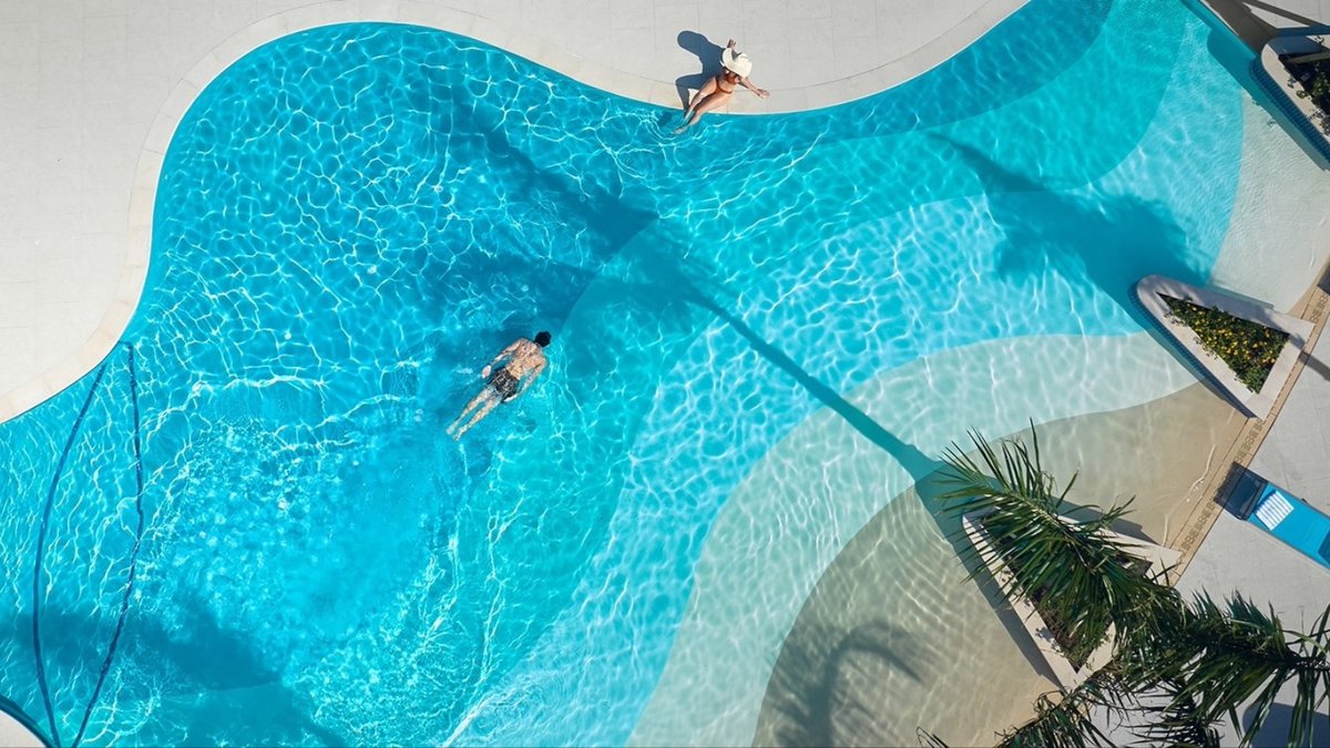 🌸 Wine Country in Bloom, Greenland, and More! 🐻‍❄️ - mailchi.mp/budgettravel.c…