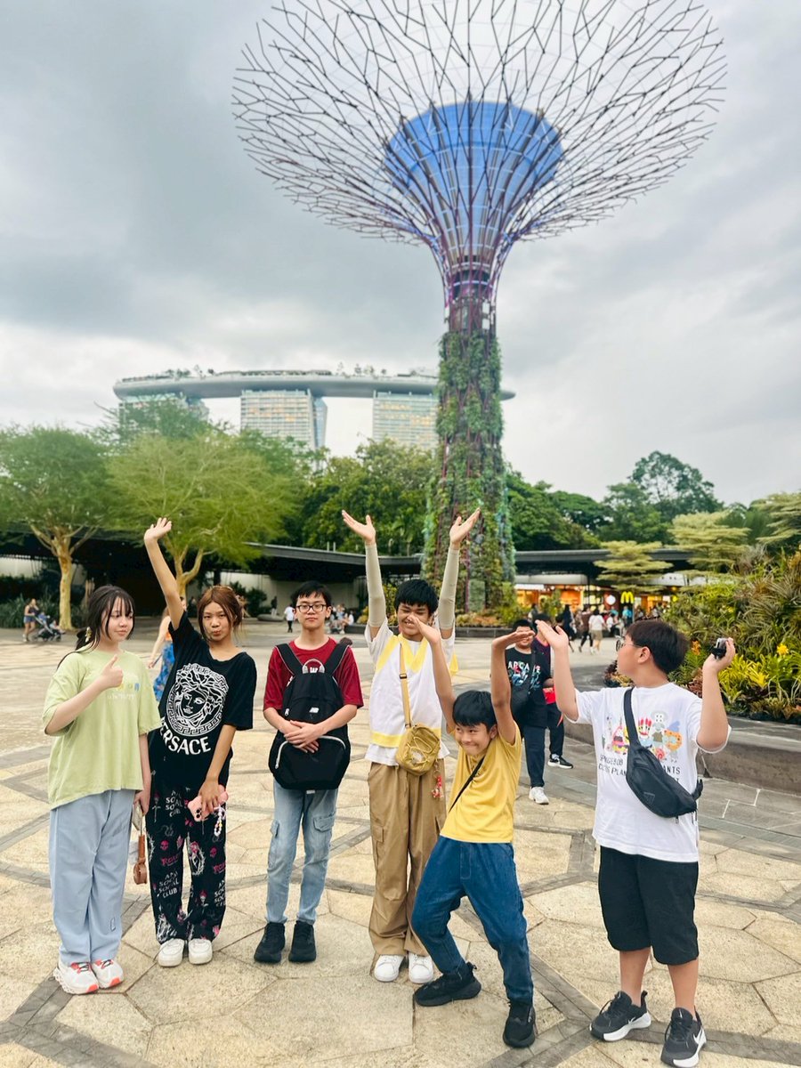bigboxedu's tweet photo. Day 3 🎢🌈เต็มอิ่มกับความสนุกที่ #UniversalStudios Singapore ปิดท้ายวันด้วยการชม Spectra - A Light & Water Show ที่ Marina Bay Sands #เรียนต่อต่างประเทศ #bigboxcamp #bigboxedu #อุดรธานี #DonBoscoSchool #ทีมสิงคโปร์ #ค่ายฤดูร้อน #STEMCamp #STEM #STEMeducation #flashtour #singapore https://t.co/Cs9W9ebWfV