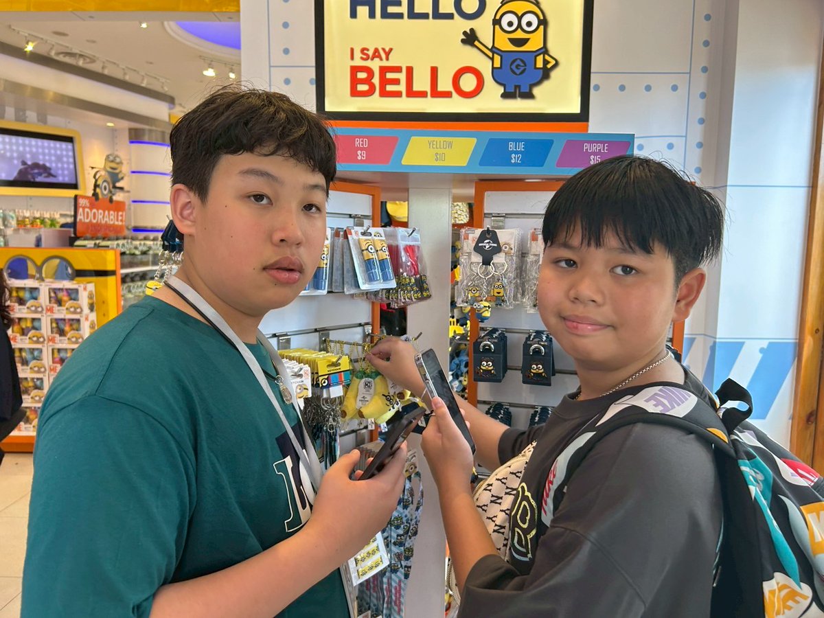 bigboxedu's tweet photo. Day 3 🎢🌈เต็มอิ่มกับความสนุกที่ #UniversalStudios Singapore ปิดท้ายวันด้วยการชม Spectra - A Light & Water Show ที่ Marina Bay Sands #เรียนต่อต่างประเทศ #bigboxcamp #bigboxedu #อุดรธานี #DonBoscoSchool #ทีมสิงคโปร์ #ค่ายฤดูร้อน #STEMCamp #STEM #STEMeducation #flashtour #singapore https://t.co/Cs9W9ebWfV