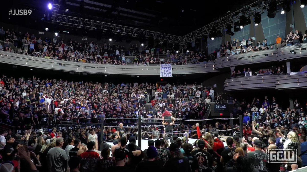 Lauderdale11's tweet photo. That was a spectacle in all the right ways Holy shit!

Thank you Sabu
#JJSB9 https://t.co/MzdCwMcFGx