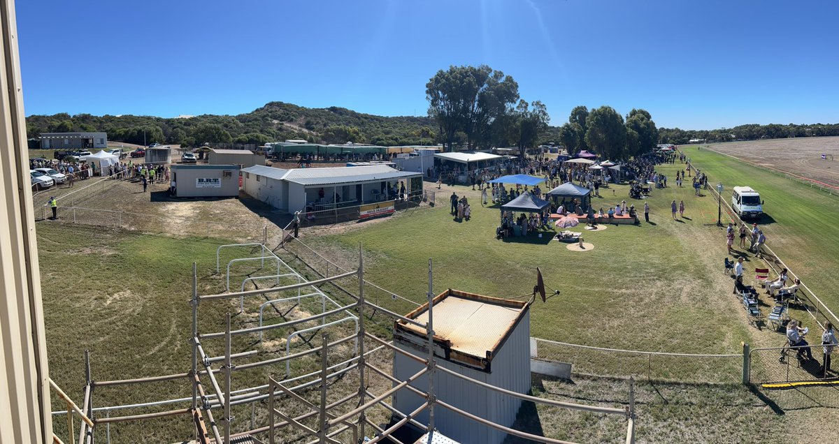 Great to see such a big crowd building ahead of Dongara’s first meet in a couple of years.