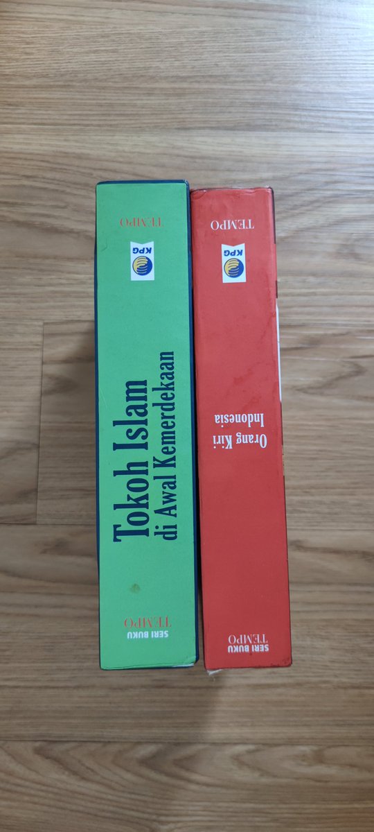 jkt_red's tweet photo. Wts buku koleksi Serie Tempo Tokoh Islam dan Orang Kiri Indonesia. BU. Original 100 persen. Kelengkapan boks masih ada. Seri Orang Kiri bekas, Tokoh Islam baru (buku masih segel). Lokasi Bogor. Minat dm. Harga 750 ribu net. #wts #jualbuku #bukulawas https://t.co/r79StD3zYJ