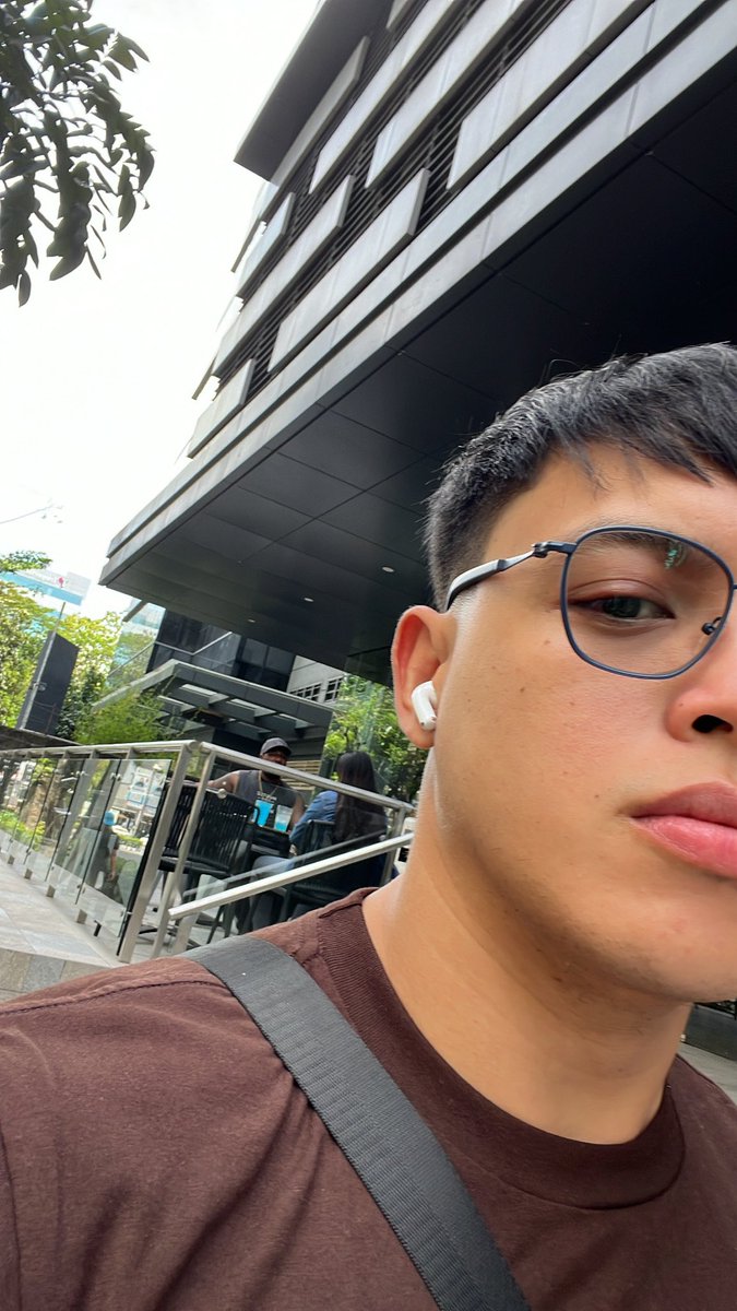 Aaron ⚓️🐷 tweet media