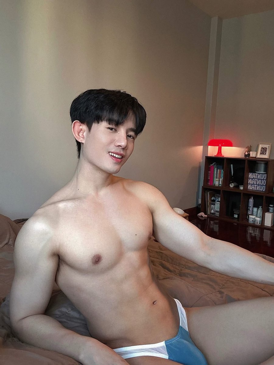 Có kèo gì chưa người đẹp ?