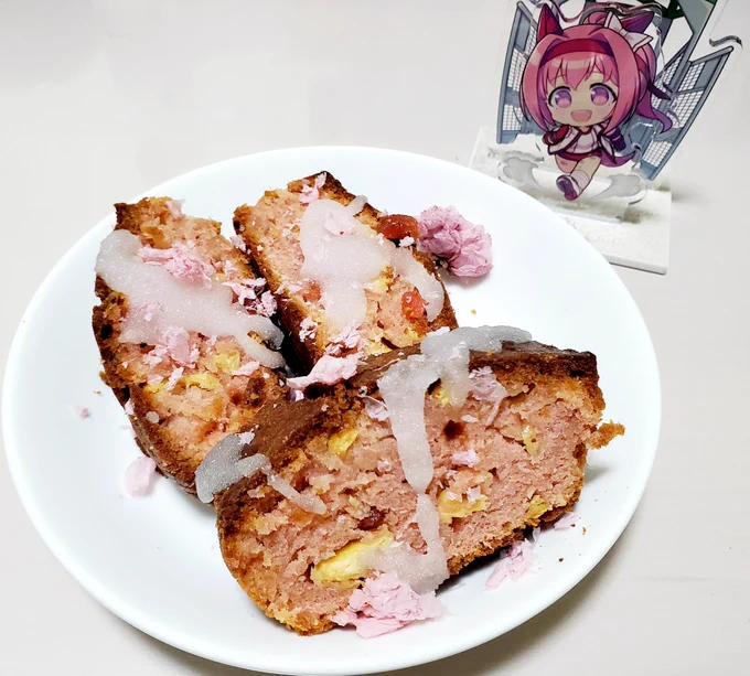 多分パウンドケーキ…? 