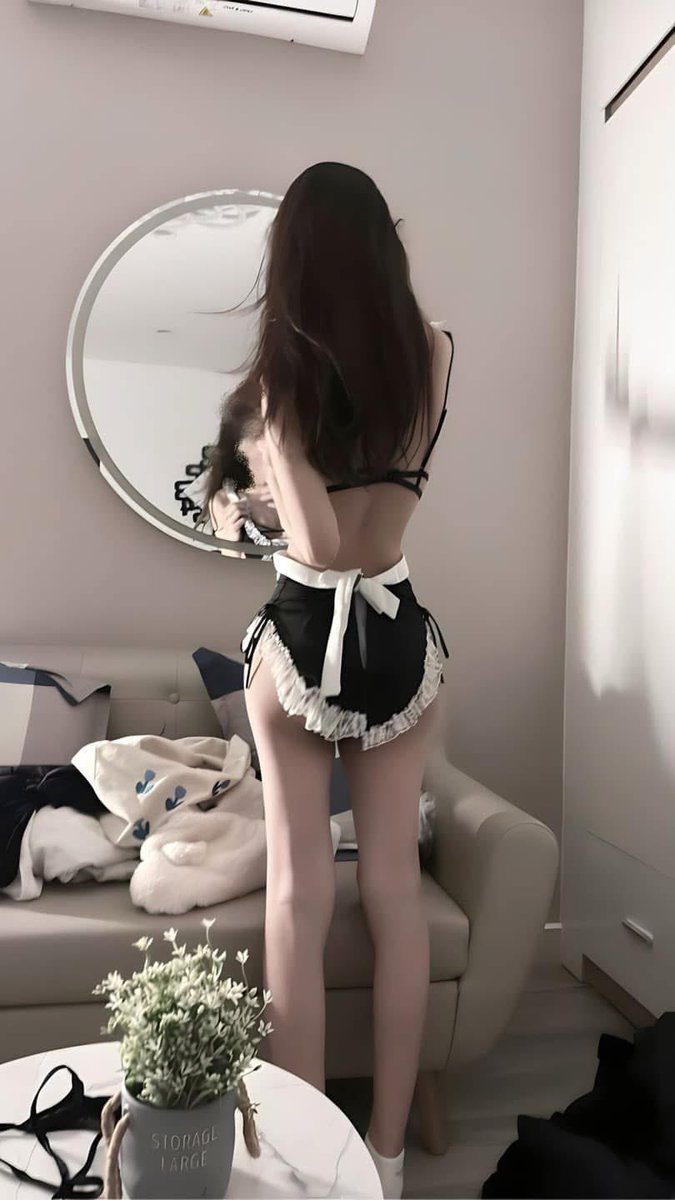 如果我說今晚隨便你玩
你會對我做什麽？

1  口爆
2  顏射 
3  內射