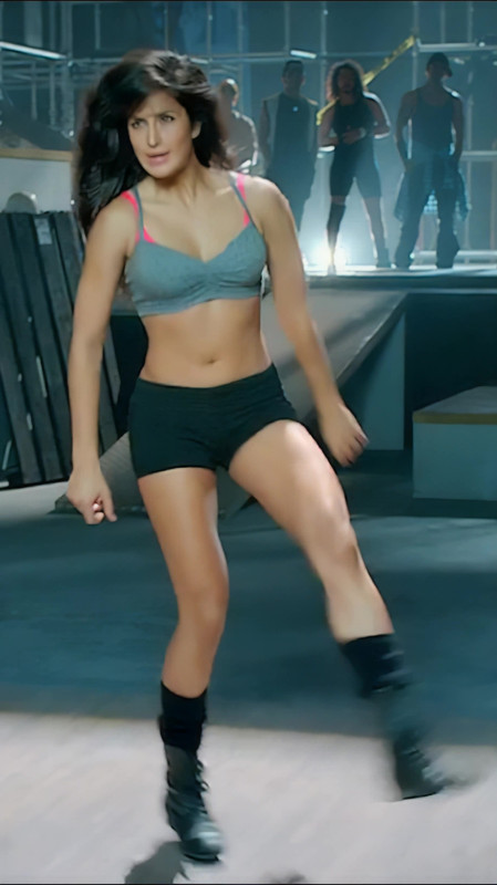 Katrina_addict's tweet photo. F*ck
#KatrinaKaif #Kamli https://t.co/47WQq3r2Vf