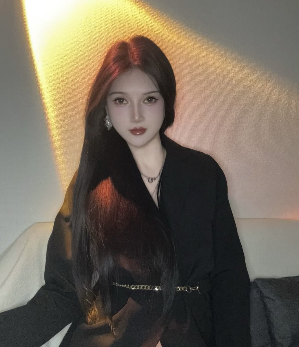 CocoCD3's tweet photo. 周末愉快哦 https://t.co/iKnY3ytJOD