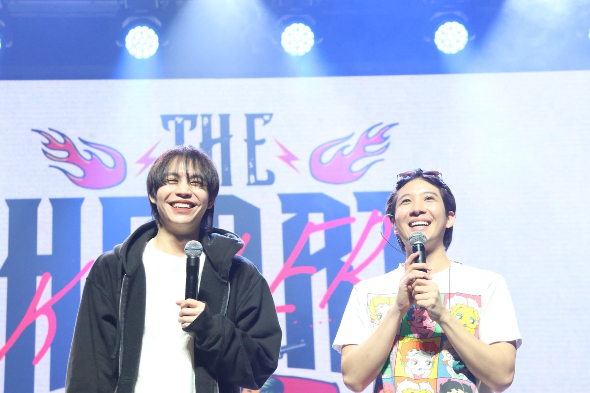 GMMTV's tweet image. 我們 4 人 已經完成綵排完啦！已經做好準備跟粉絲們見面～ 大家準備好了嗎！！準備好你們的尖叫聲來跟我們見面吧！

ตอนนี้พวกเราทั้ง 4 คน ซ้อมเสร็จแล้วครับ พร้อมที่จะเจอแฟนๆแล้ว แฟนๆพร้อมหรือยังครับ เตรียมเสียงกรี๊ดแล้วมาเจอกันนะครับ 

#TheHeartKillersFMinMacao
#GMMTV