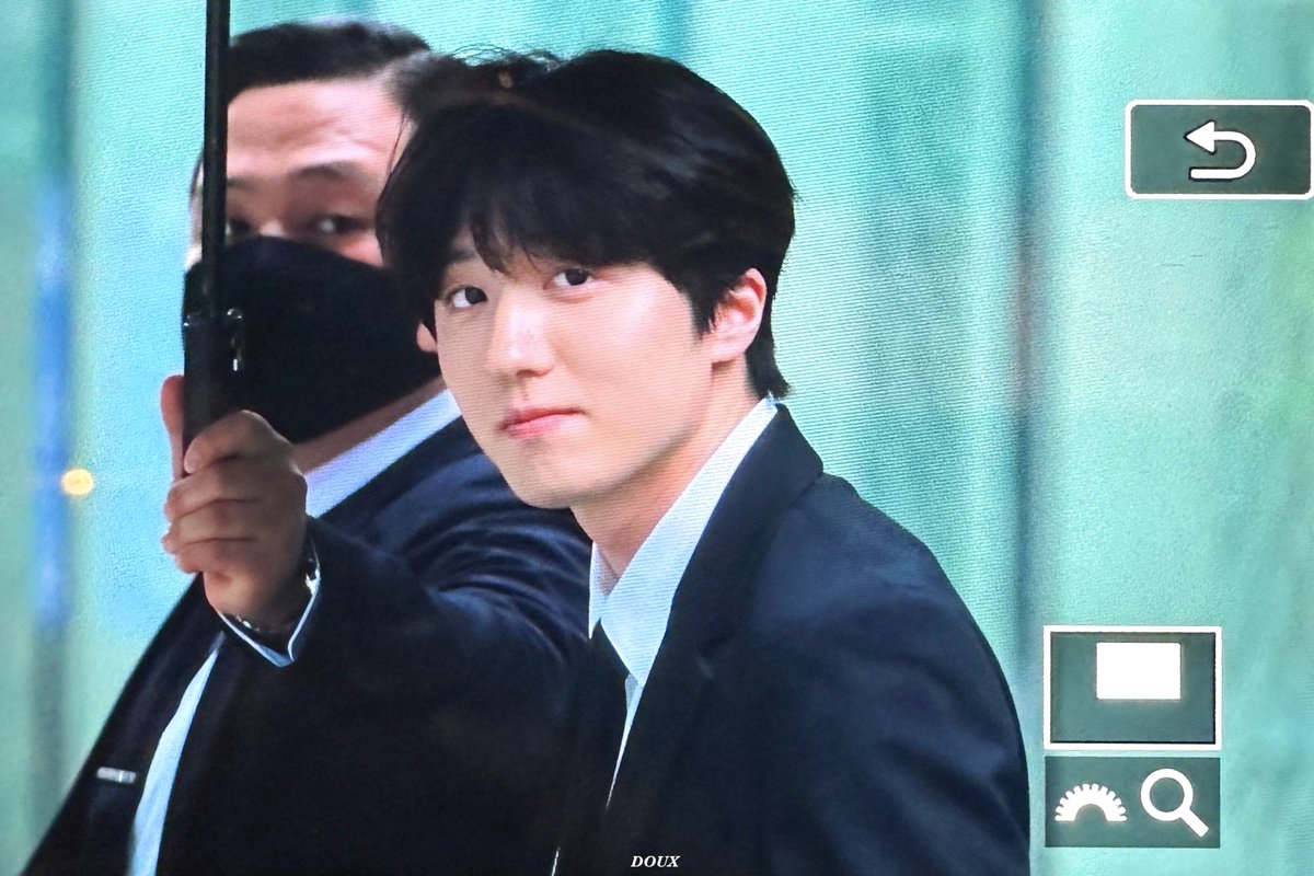 doux_cn's tweet photo. 250419 
🌧️
#찬희 #강찬희 #CHANI #SF9 https://t.co/WRjQSym4Iz