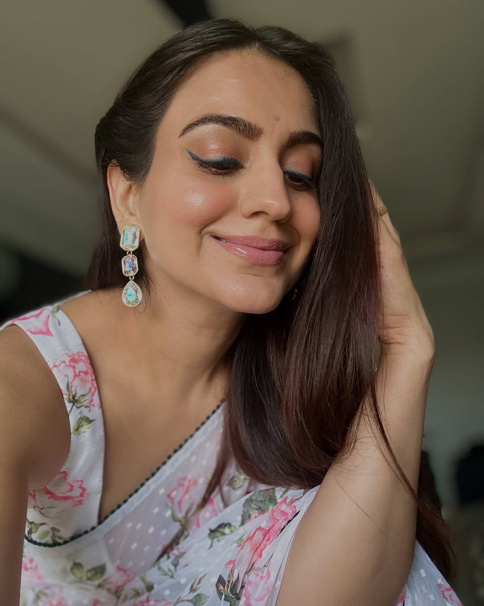 Aatufar's tweet photo. Aksha Pardasany 💗
#AkshaPardasany #Aksha https://t.co/D5RD1bDBIu