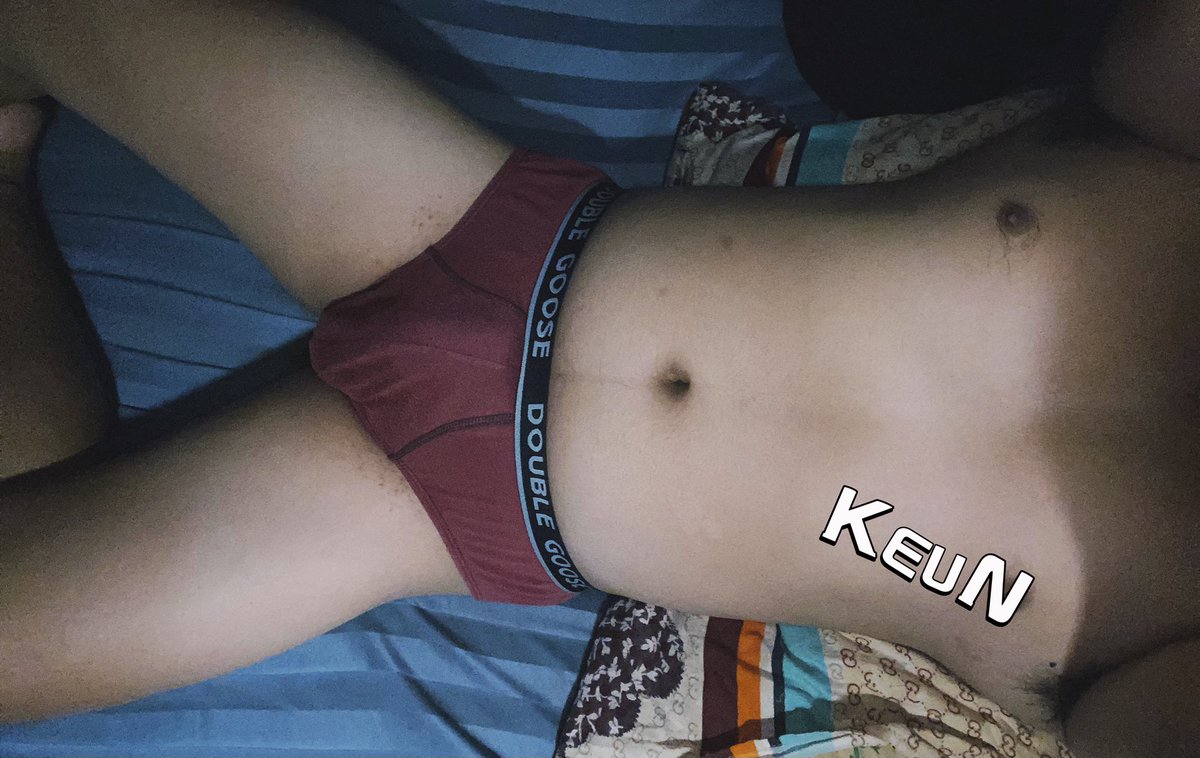 KEUNKEUN (@keunkeun8) on Twitter photo ร้อนๆ 🔥
🩲🪁✊🏻💦 ร้อนๆ 🔥
🩲🪁✊🏻💦