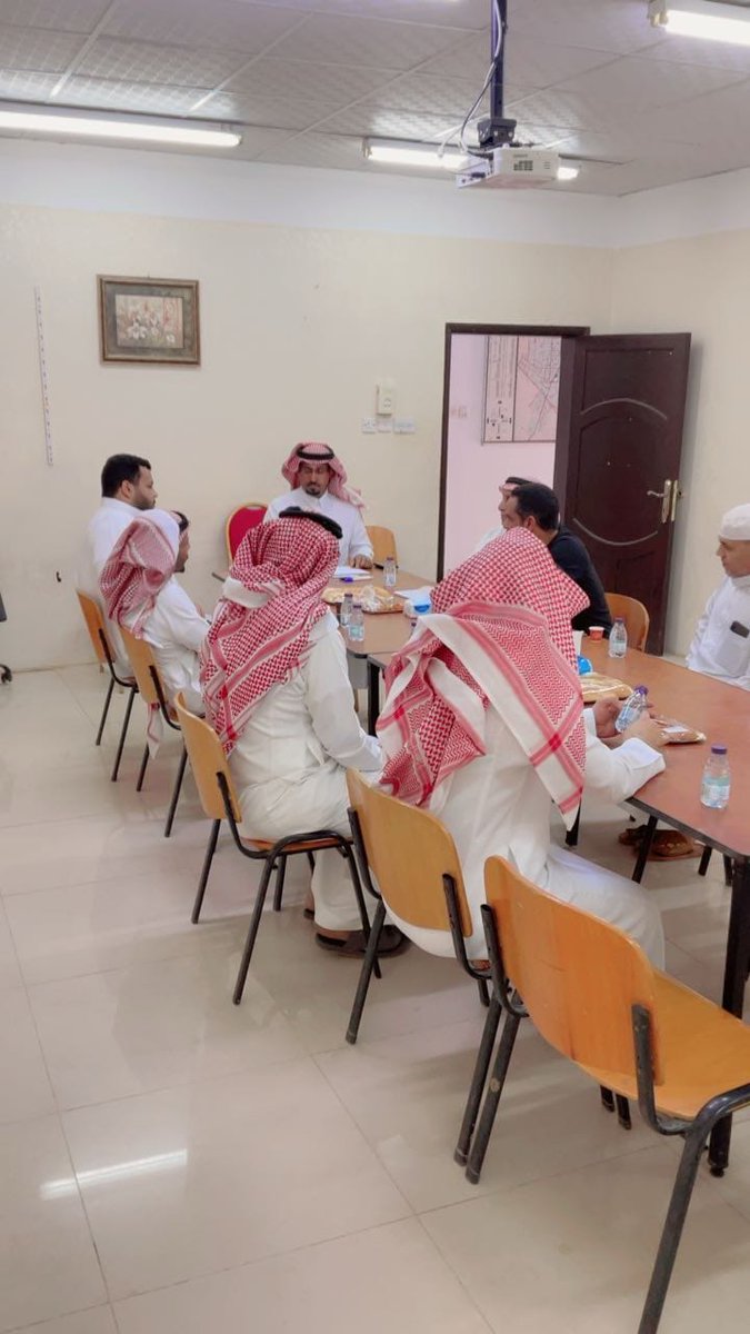 forsanebda's tweet photo. أقامت متوسطة وابتدائية مدارس فرسان الإبداع الأهلية تفعيل برنامج مجلس أولياء الأمور  الفصل الدراسي الثالث/1446
حيث تم مناقشة عدة محاور مع أولياء أمور الطلاب حول مايخدم سير العملية التعليمية للطلاب https://t.co/lbC6Y0P6Is