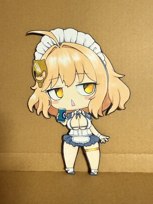 Maid Anis

I'm taking a break now, so please order later

「今休憩中だから、注文は後にしてくれる❓」

 #NIKKEfanart 