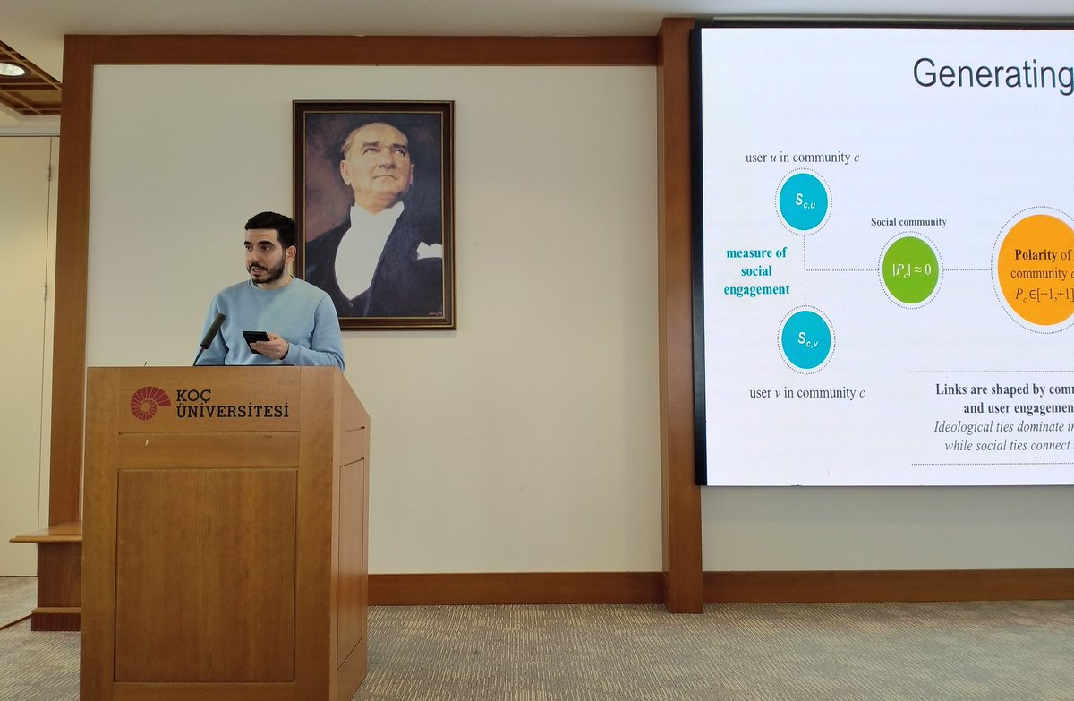 Kicking off Day 2 at #TCSS2025! Museyib Hayat (<a href="/marmara1883/">Marmara Üniversitesi</a>) presents "Echo Chambers in The Digital Age". Their innovative approach combines generative models with social network analysis to study political polarization online. Session chaired by Dr. Merih Angın.
