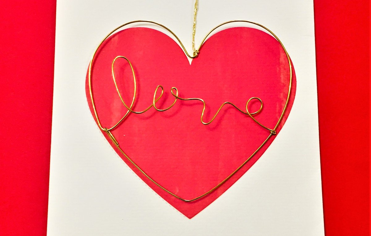 Entrepreneurs - Love your business but not your branding? 💔 I'll create BRIGHT IDEAS for a new logo, business cards, flyers, pull-up banners, brochures, website &amp; more so you fall in love with your business again🥰#branding #rebrand #smallbusiness #entrepreneur #EarlyBiz