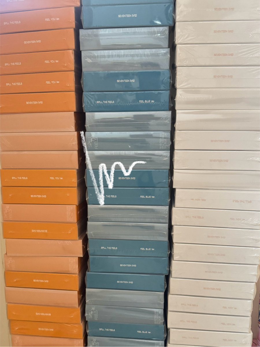 petalsforhannie's tweet photo. WTS LFB 

Spill The Feels Standard Version 
₱1,350.00 per set (3 albums) 

70 sets — onhand! 
DOP: PAYO / until May 31, 2025

Submit form to order: https://t.co/oJdGd1P6Mx (please indicate “Quantity” + “STF Set”) https://t.co/4UGdF8DLv8