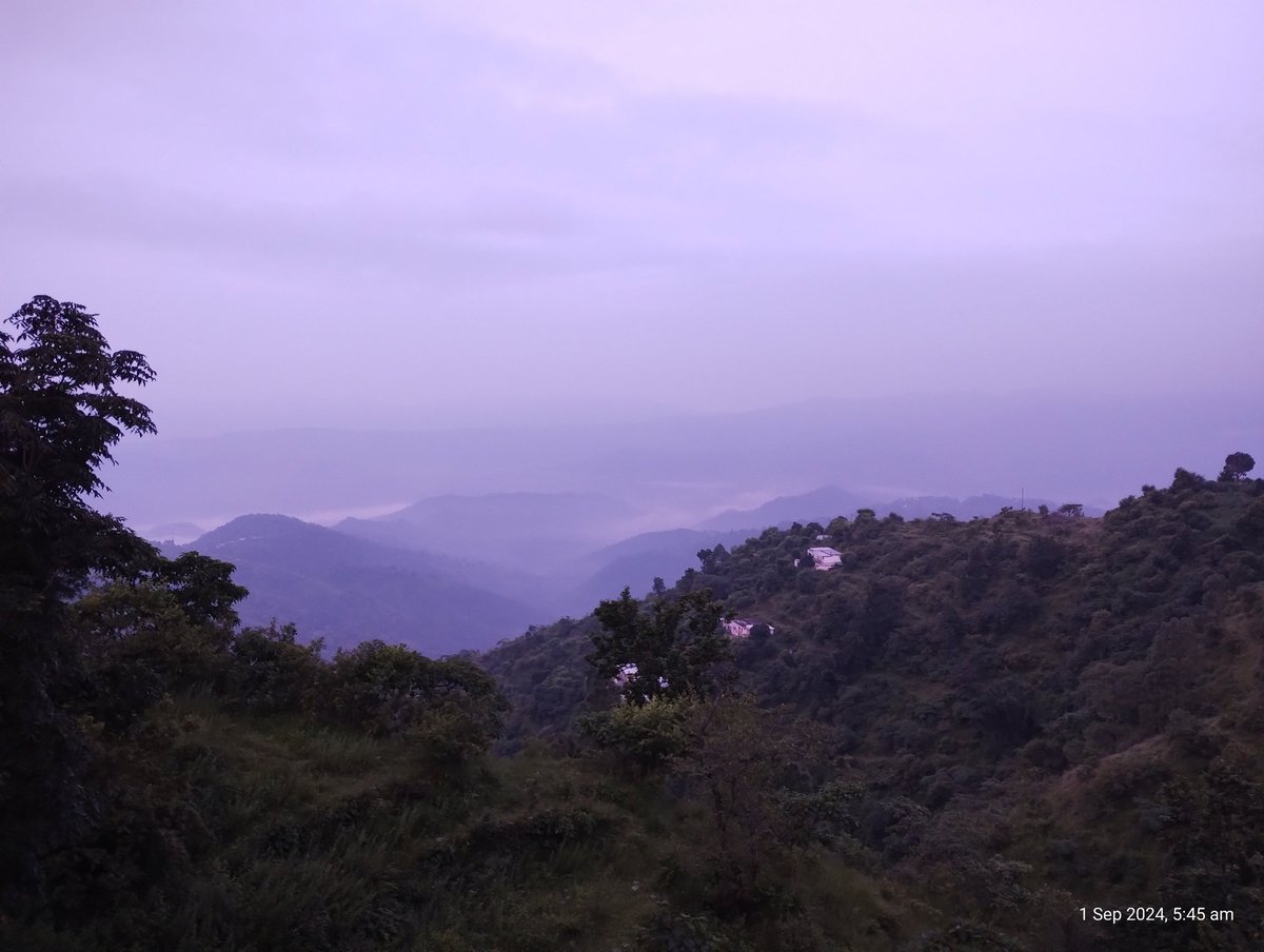Adventure_Plane's tweet photo. #Morning #Lansdowne #Uttarakhand #IncredibleIndia https://t.co/b3GGlCQk87
