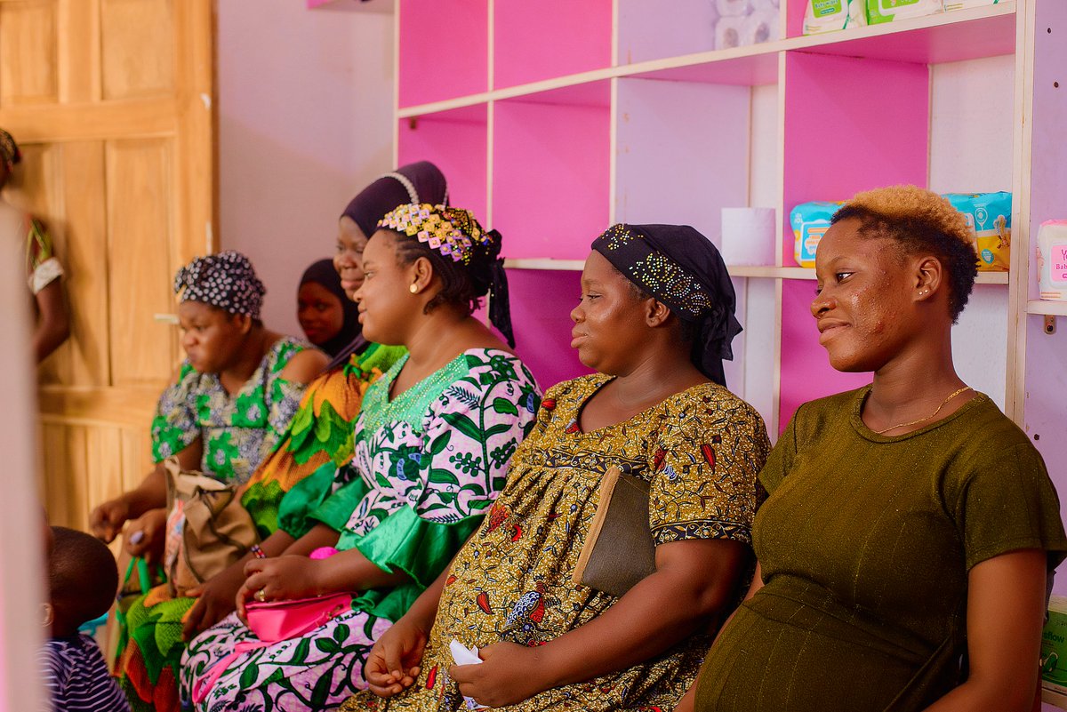 milecentfdn's tweet photo. Follow-up Care

Our commitment to the pregnant women of Likosi doesn't end with our free medical outreach. 

Learn more about our follow-up care initiatives and how we're ensuring that our patients receive the best possible care.

 #MilecentFoundation  #MaternalHealth https://t.co/5S9tv890bN
