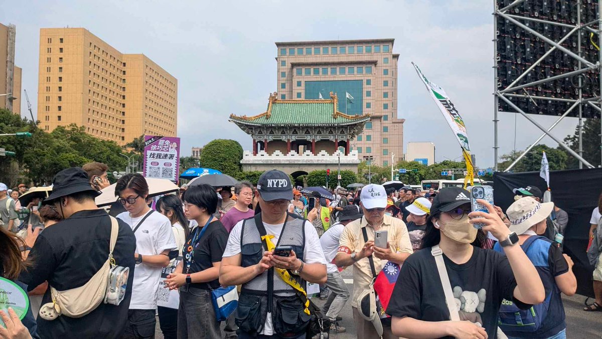twhfsm's tweet photo. 身為被中共認定迫害的飛天麵條神教的被稱邪教組織，我們堅決反共 https://t.co/HBzVarfdTr