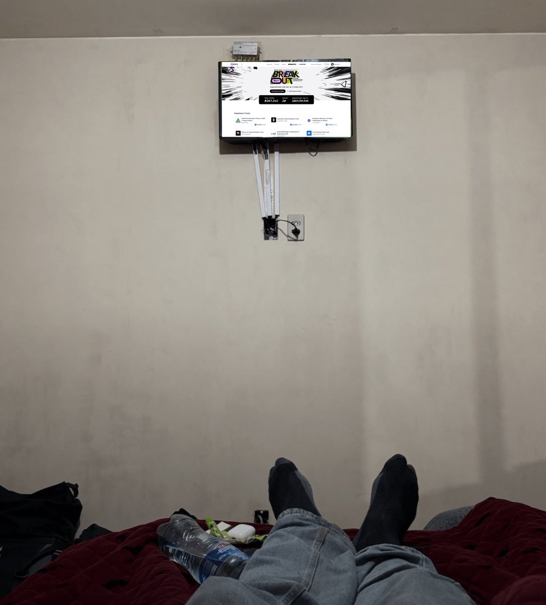 SuperteamEarn's tweet photo. no one disturb me for the next few weeks, please https://t.co/rxHVUQgFbG