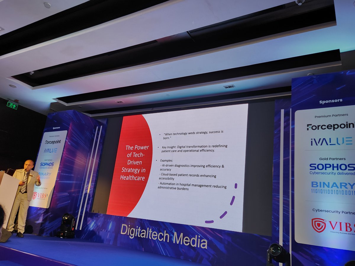 ChampMeetali's tweet photo. Interesting session on AI in Healthcare by Dr. J.P.Dwivedi 
#Digitaltechmedia https://t.co/1CeHRhTP6S