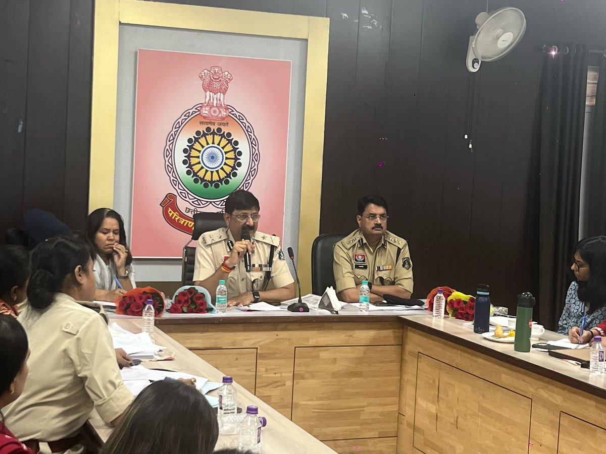 AnyroseTodar's tweet photo. "A successful Second Conversion Assessment meeting held in Bilaspur! UNICEF, along with all stakeholders, came together to discuss the impactful #MonkeySportsProject. A positive step towards building a brighter, healthier future for children!"
#UNICEF #Bilaspur #SportsForChange https://t.co/48NbVUp5mC