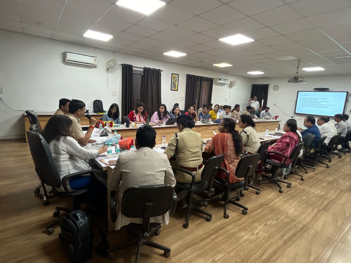 AnyroseTodar's tweet photo. "A successful Second Conversion Assessment meeting held in Bilaspur! UNICEF, along with all stakeholders, came together to discuss the impactful #MonkeySportsProject. A positive step towards building a brighter, healthier future for children!"
#UNICEF #Bilaspur #SportsForChange https://t.co/48NbVUp5mC
