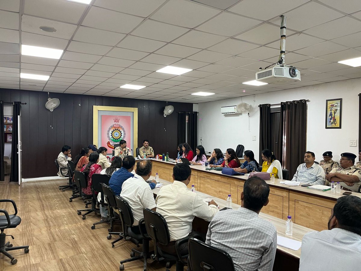 "A successful Second Conversion Assessment meeting held in Bilaspur! UNICEF, along with all stakeholders, came together to discuss the impactful #MonkeySportsProject. A positive step towards building a brighter, healthier future for children!"
#UNICEF #Bilaspur #SportsForChange