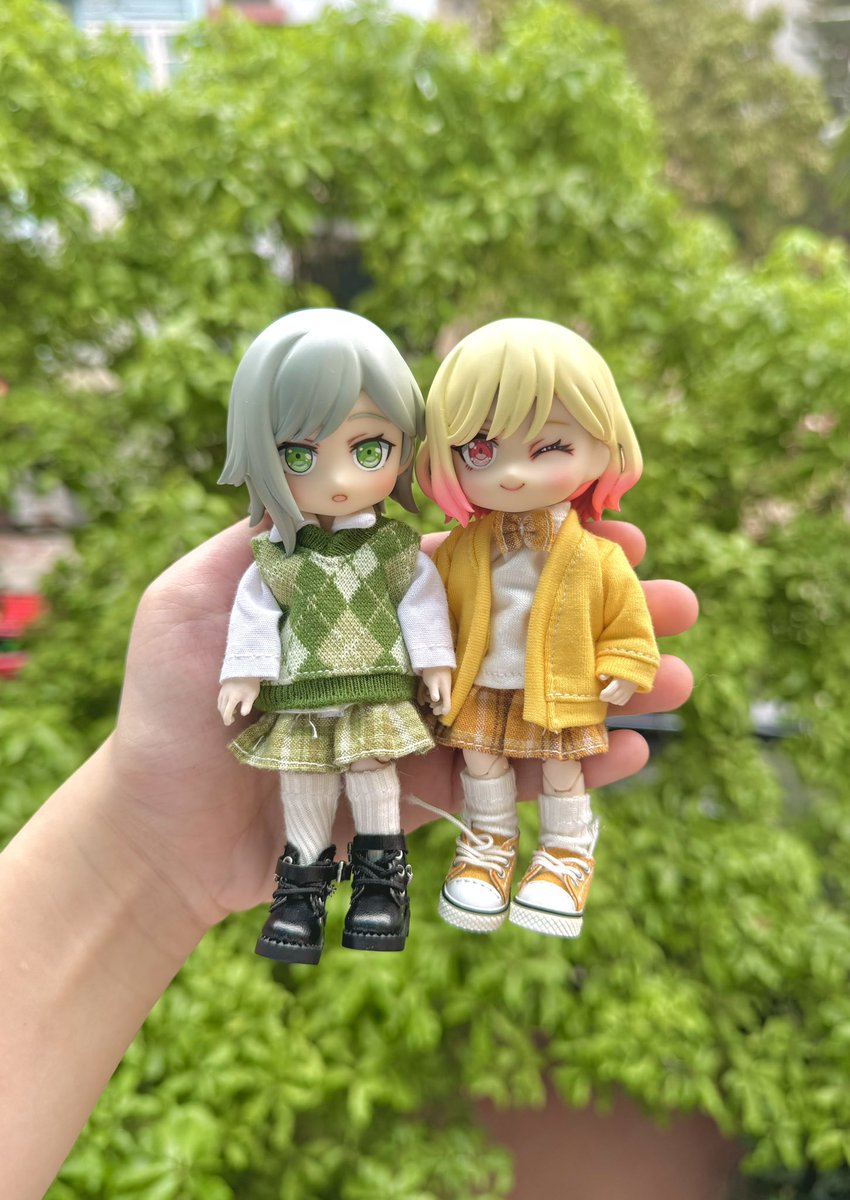 shsk_rinn's tweet photo. new hair for my shihosaki nendolls 🥳🥳 #しほさき https://t.co/s2fNpybDa9