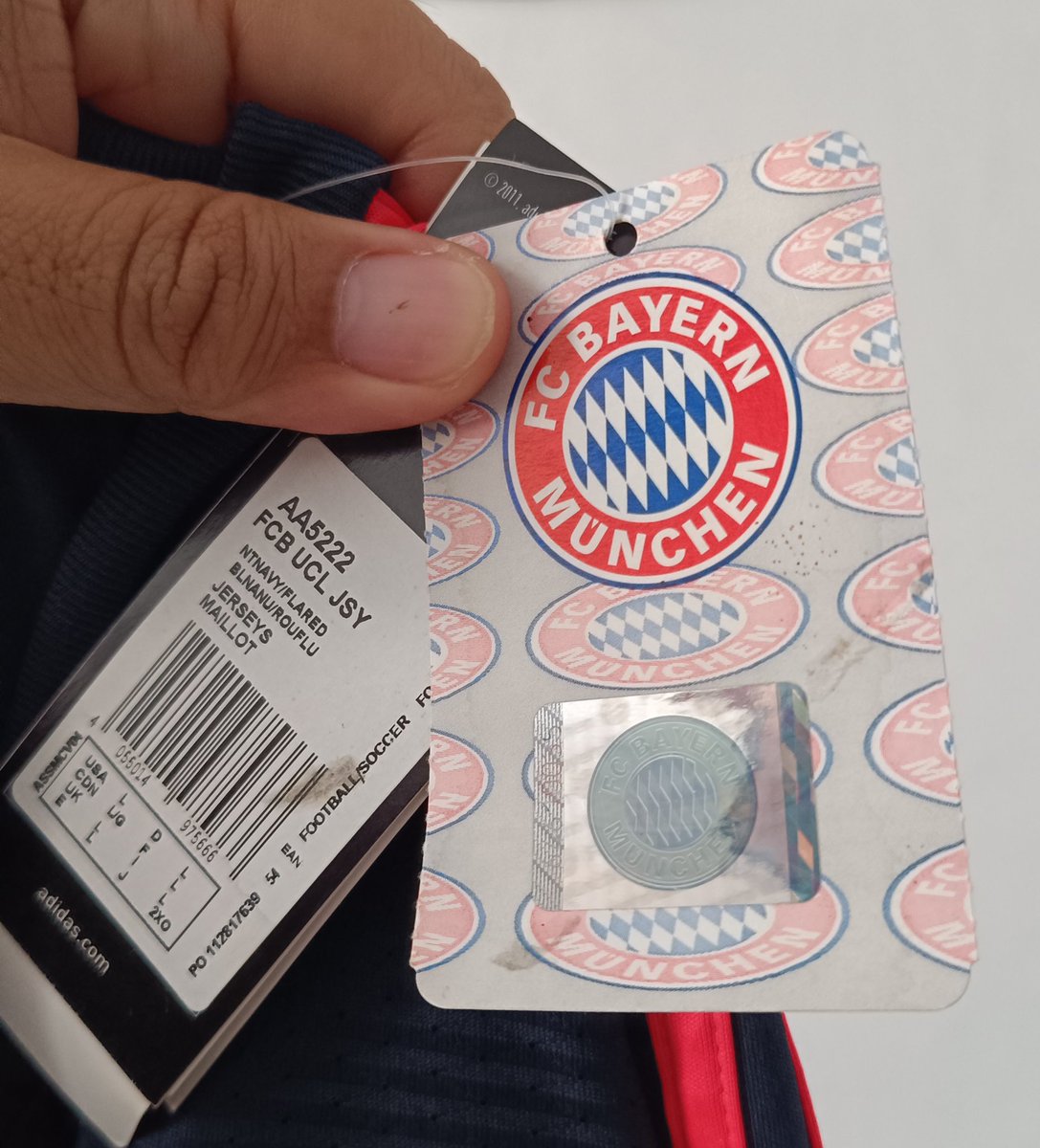 ginanjar's tweet photo. #jersey4sale @jerseyforum

Bayern Munchen
Third 2015-2016
Kondisi Mint with Tag
Sz L
650k

DM/WA : 0811-167270 https://t.co/dGvkv4JKMO