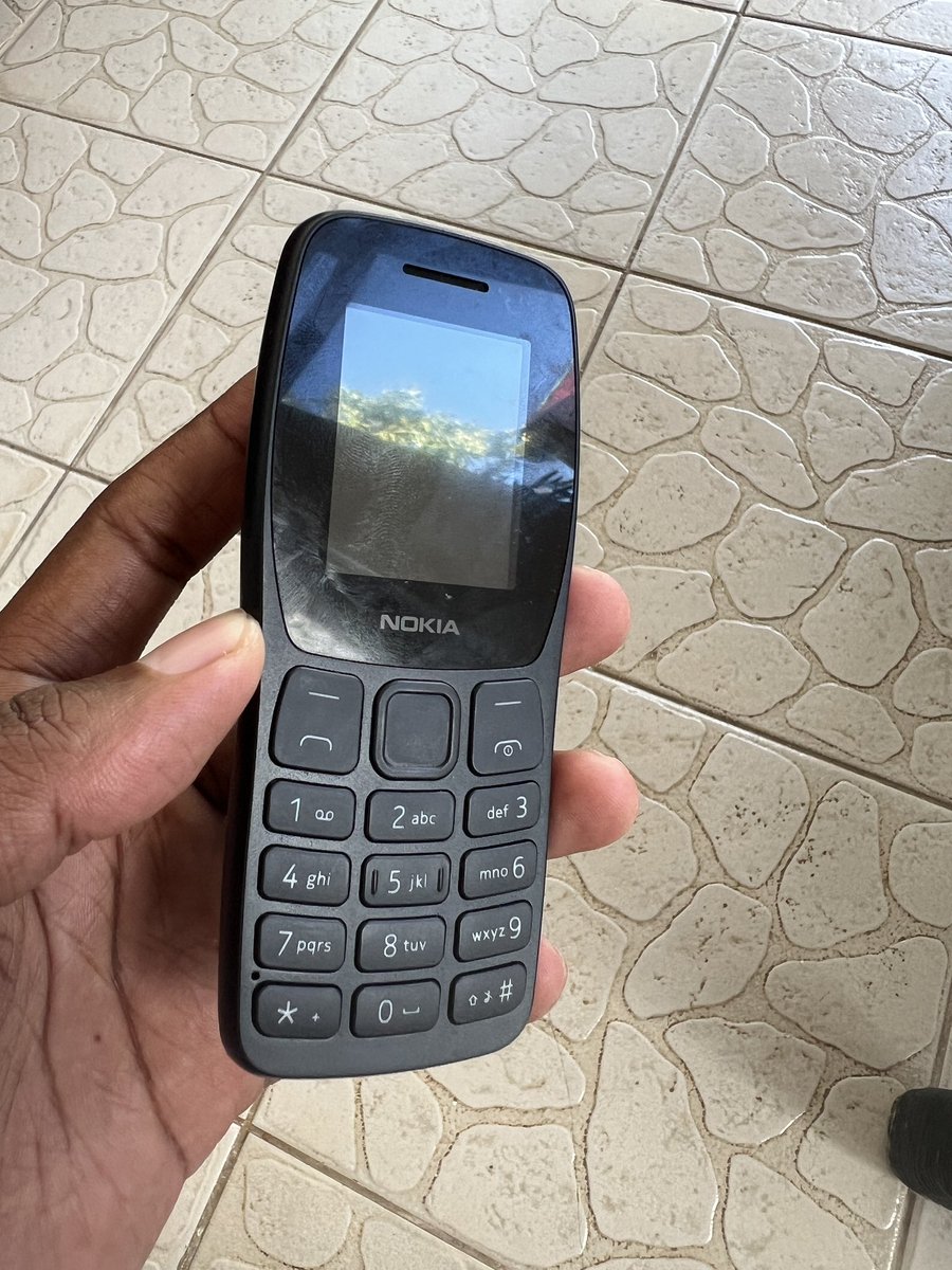 manlikekweks's tweet photo. PHONE UPGRADE
#powa https://t.co/7IIDDZTC8L