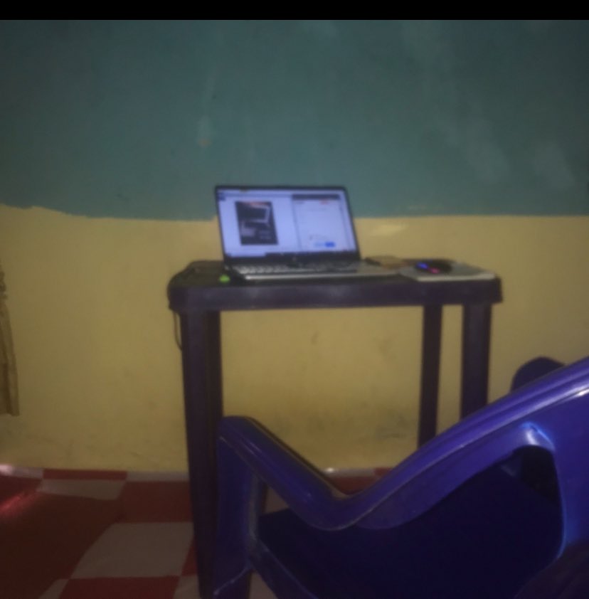 webdesignerng's tweet image. 2022 - 2025 in pictures: Workspace edition 🧑‍💻👩‍💻