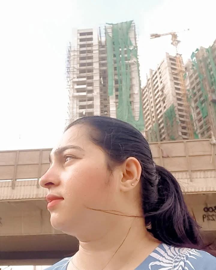 کسی لاپرواہ شخص سے عشق ہوجانا
سمجھو بد دُعا لگی ہے کسی چاہنے والے کی!💔

حد یہی ہے تو حد سے گزر جائیں گے
عشق چاہے گا چپ چاپ مر جائیں گے🥀

دھوپ میں خوار کرا کر کیا ملا تجھے 😭😥