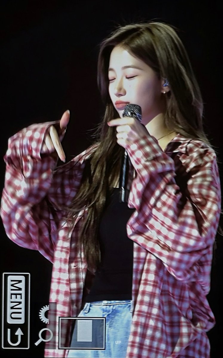 250419 사운드체크

#르세라핌 #LE_SSERAFIM  
#카즈하 #KAZUHA