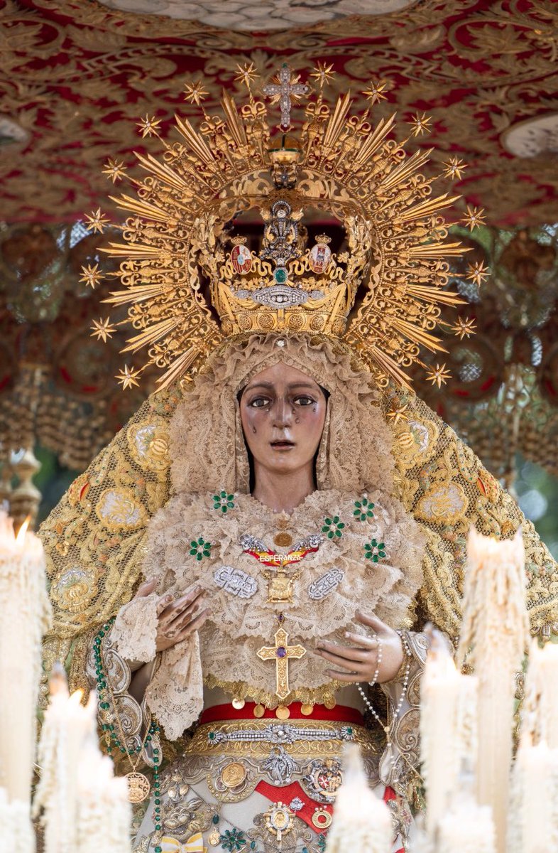 reyessaalmeron's tweet photo. Que suerte tenemos de que te llames Macarena y seas sevillana. 💚 https://t.co/e5bRmLP2ou