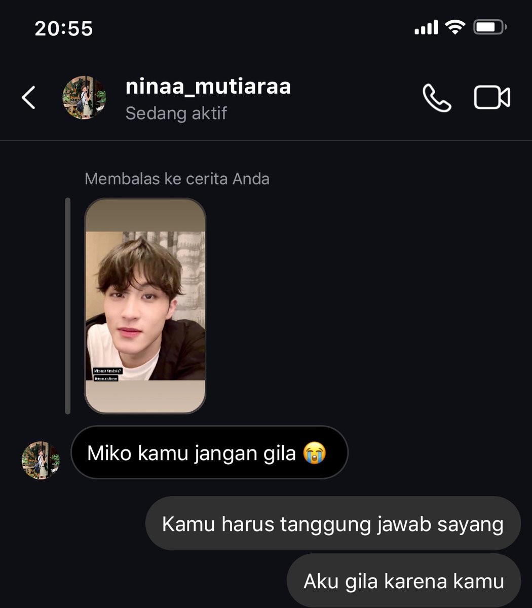 —Tanggung Jawab 

Mark Lee Few tweet AU