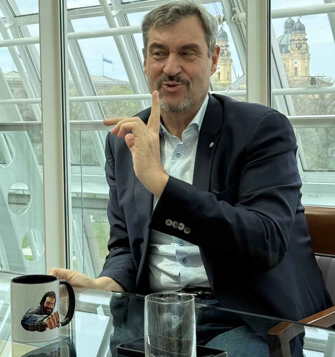 Michael Stifter (@stiftermichael) on Twitter photo Als wir <a href="/Markus_Soeder/">Markus Söder</a> diese Woche zum Interview trafen, fiel mein Blick auf die Tasse, die er für den Termin ausgesucht hatte. Bewusst? Unbewusst? 🤜🏻🤛🏻 Bud Spencer also. Recht rustikal im Umgang. Aber auch ziemlich unterhaltsam. Passt 😉<a href="/PeterMueller9/">Peter Mueller</a> azol.de/108895814 Als wir <a href="/Markus_Soeder/">Markus Söder</a> diese Woche zum Interview trafen, fiel mein Blick auf die Tasse, die er für den Termin ausgesucht hatte. Bewusst? Unbewusst? 🤜🏻🤛🏻 Bud Spencer also. Recht rustikal im Umgang. Aber auch ziemlich unterhaltsam. Passt 😉<a href="/PeterMueller9/">Peter Mueller</a> azol.de/108895814