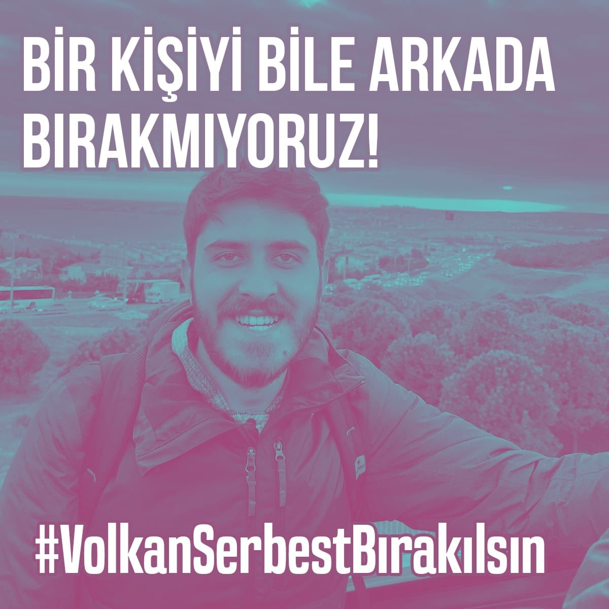 LeventDolek's tweet photo. İstanbul Üniversitesi öğrencisi sevgili kardeşim Volkan Atmaca dün keyfi şekilde gözaltına alındı birazdan savcılığa çıkacak. Haydi dayanışmayı yükseltelim ve onun şahsında hürriyet sevdalısı gençleri. yalnız olmadığını gösterelim #VolkanSerbestBırakılsın 
Unutmayalım! Her keyfi gözaltı ve tutuklama gençlik ve halk üzerinde korku salmak amacı taşıyor. Tek panzehiri var o da dayanışma!