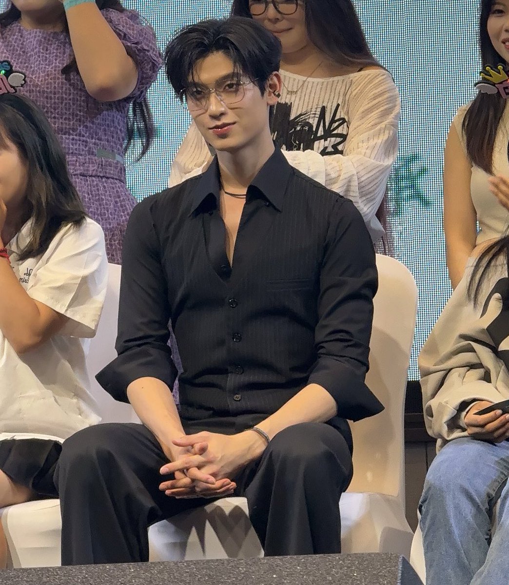 หล่อสะเทือนมายันประเทศไทย