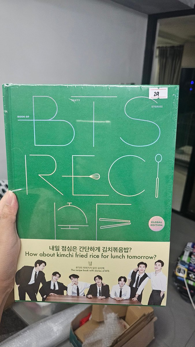 multicartt's tweet photo. #multicartt_onhands
WTS LFB PH

BTS OFFICIAL RECIPE BOOK WITH POB

Php 800 

dm/reply mine to claim

#️⃣ bangtan rm jin suga jhope jimin v jungkook https://t.co/p5j5QiZLnI