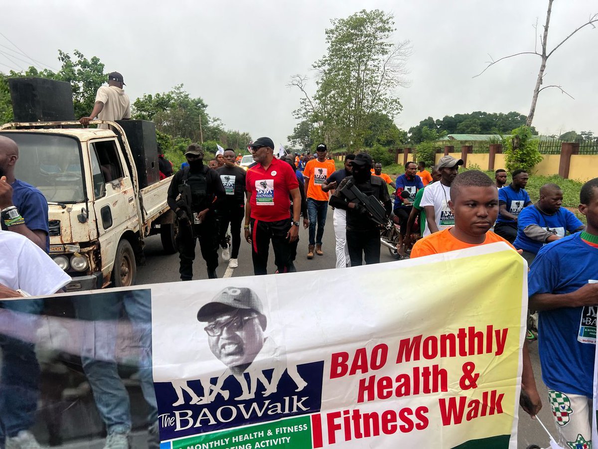 TheBaoWalk's tweet photo. thebaowalk is live in Òdè Èkìtì!
The entire stretch from Òdè High School to the city centre is filled with jubilant participants.
This exercise is MAINLY for our wellness, fitness and general wellbeing.  Health is wealth like we say it in Èkìtì:#ùleral'orò.#baowalk4al https://t.co/auiuJhRkEY