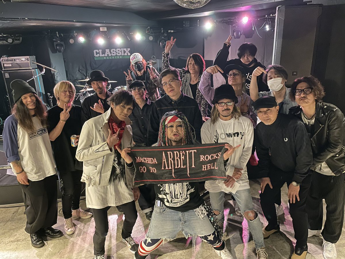 machidarocks's tweet photo. 町田CLASSIX、どうもありがとう！！
TEARS OF THE REBEL、死んだパンダ噛んだズ、高木フトシ、そして会場に来てくれたみんな！ありがとう！！成一さんとYANAさんにも会えて嬉しかったです！イベントやって良かったです☆ https://t.co/eniBKWEy7W