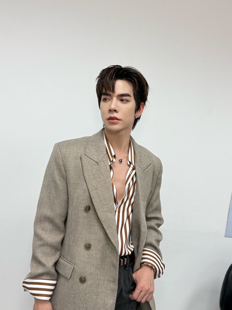 พี่ทัตมาเยือนตรังแล้วจ้าาาา ~ 
ที่งาน HEAVY HAPPY FEET 

BABE ROBINSON TRANG
#RBSHeavyXBabe 
#babiibabe
#idolfactoryTH