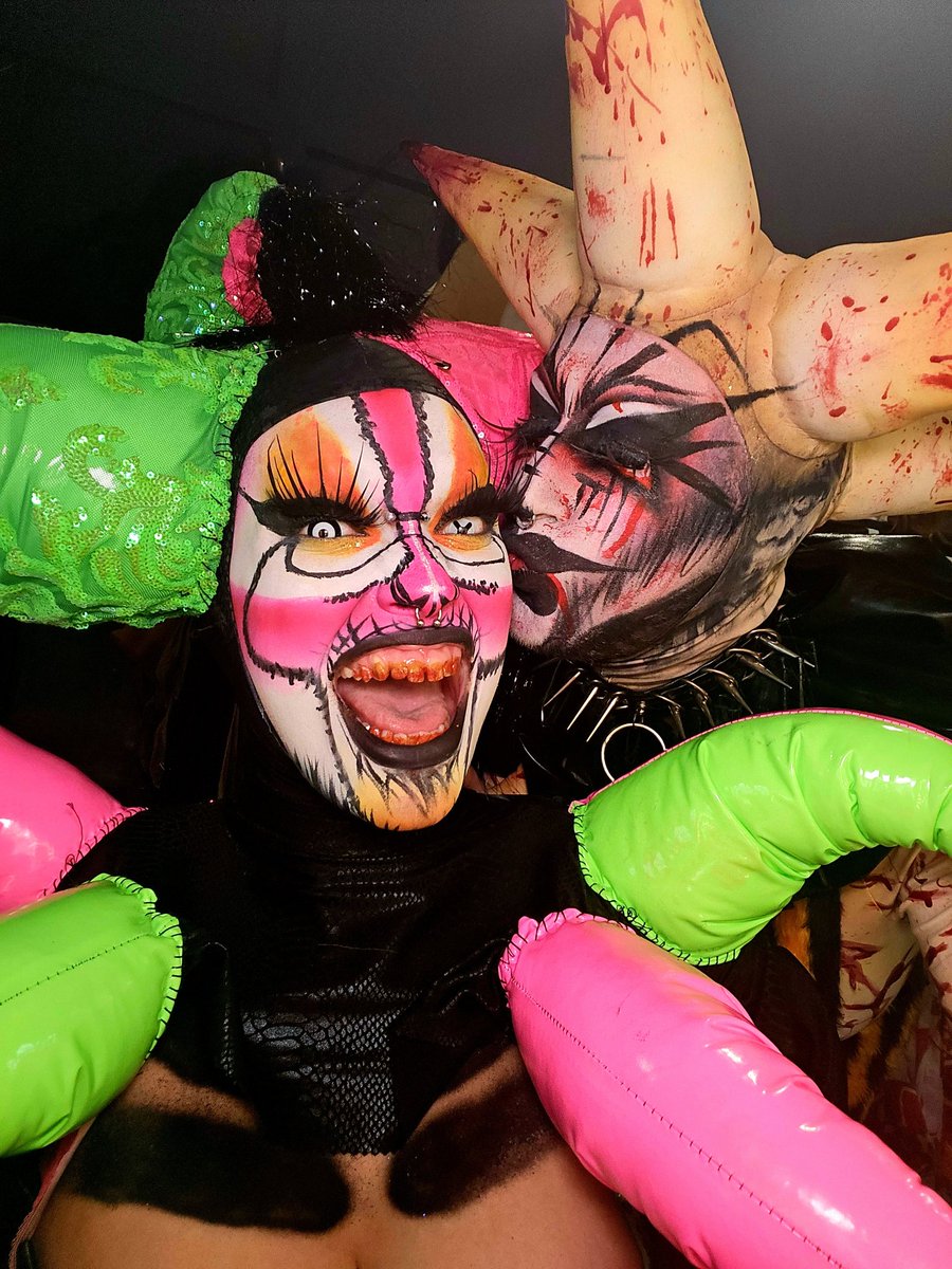 I 🖤 π <a href="/notpi_/">Piiiiii 👅</a> #dragula