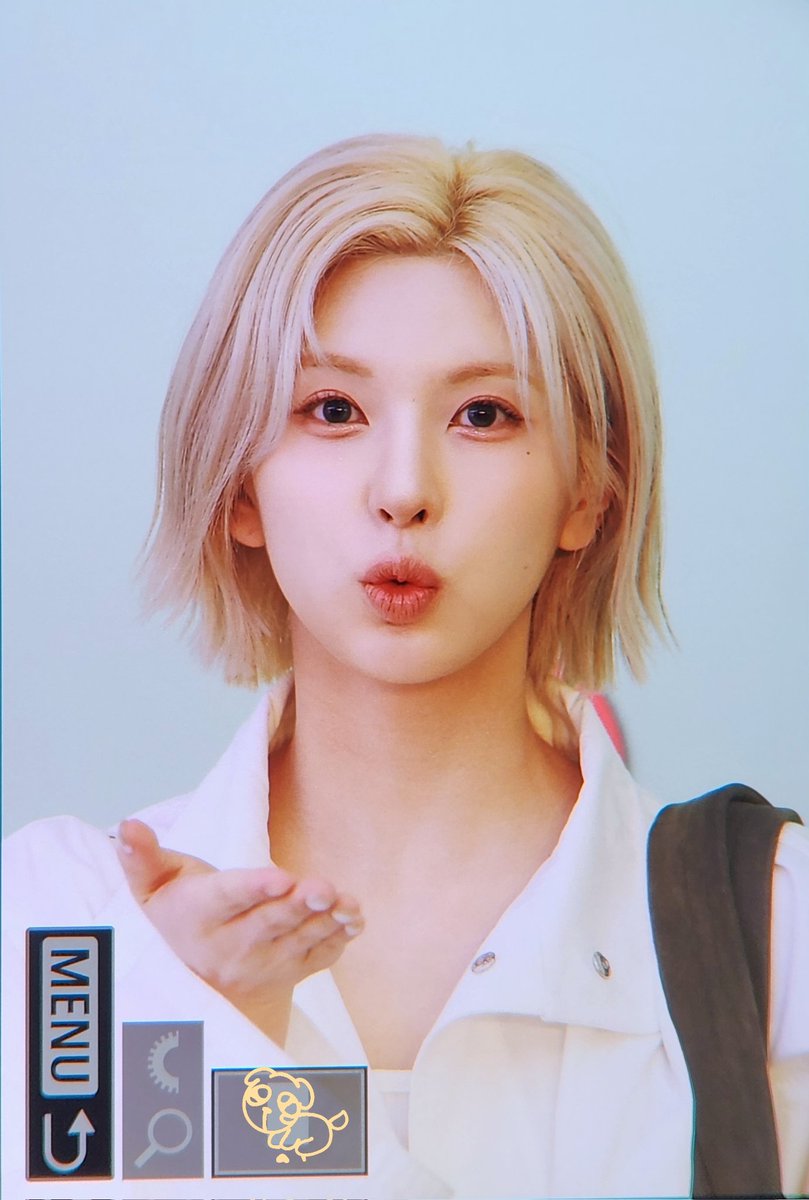 hitherverse's tweet photo. ㅤㅤ
[ 𝟮𝟱𝟬𝟰𝟭𝟵 ㅡ 𝐏𝐑𝐄𝐕𝐈𝐄𝐖 ]

HITHER SARAH at Indonesia Arena. 

#HITHER #SARAH 
ㅤㅤ https://t.co/zxpZLOM0al